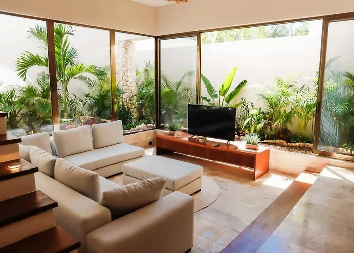 Villa Huge 10br Luxury Complex With Private Pool & Serene Setting *